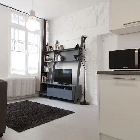 Saint Germain Des Pres Loft * פריז