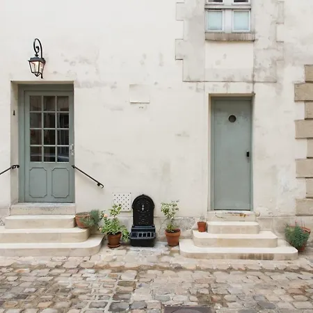 Saint Germain Des Pres Loft פריז